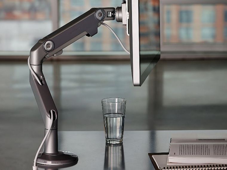 M8.1 Monitor Arm - Image 4