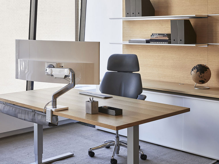 M10 Monitor Arm - Image 3