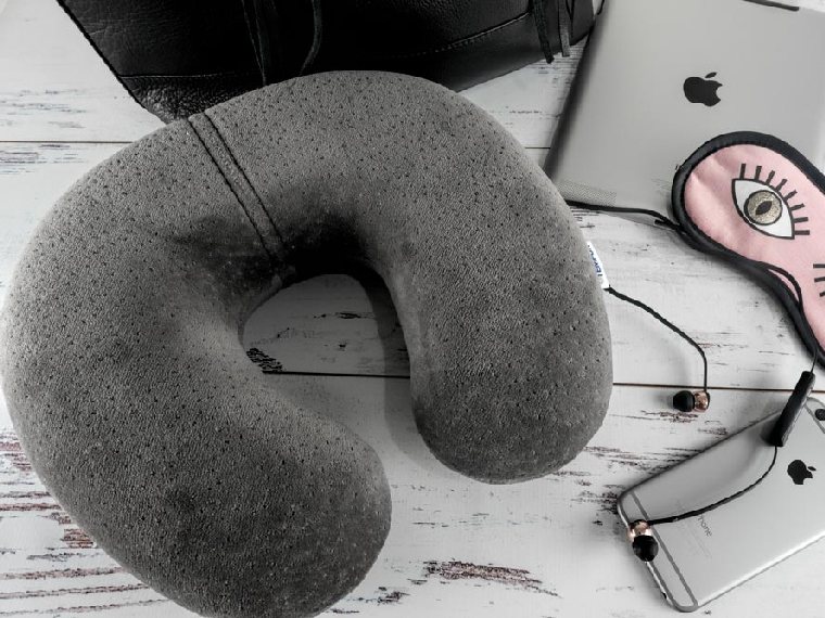 Tempur Transit Neck Pillow - Image 2